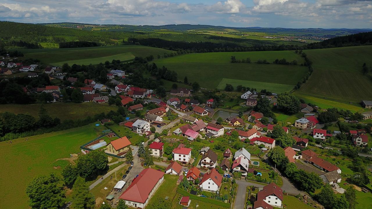 Ubytovani U Kaplicky Hotel Nove Mesto na Morave Exterior photo